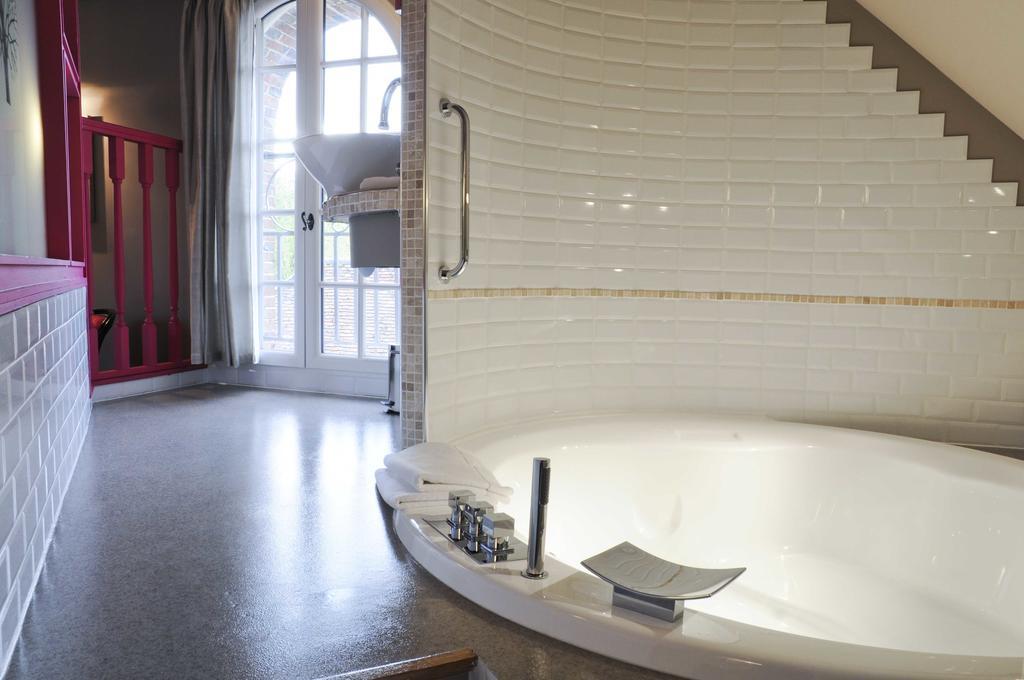 Chateau Le Clos Верней д'Авр е д'Итон Екстериор снимка